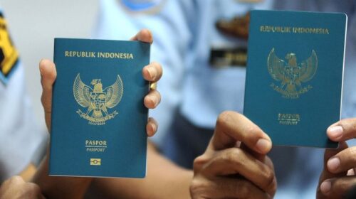 perbedaan paspor elektronik